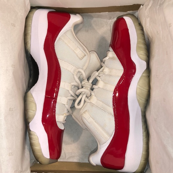 Air Jordan 11 Retro Low - Picture 17 of 17